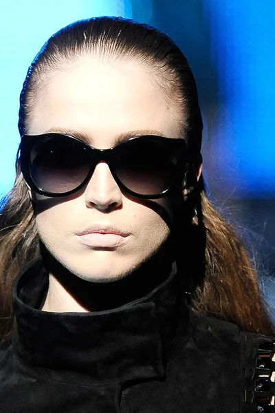 Look 63